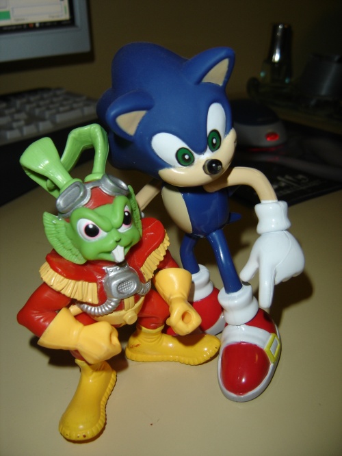 http://host.trivialbeing.org/up/sonicbuckyohare.jpg